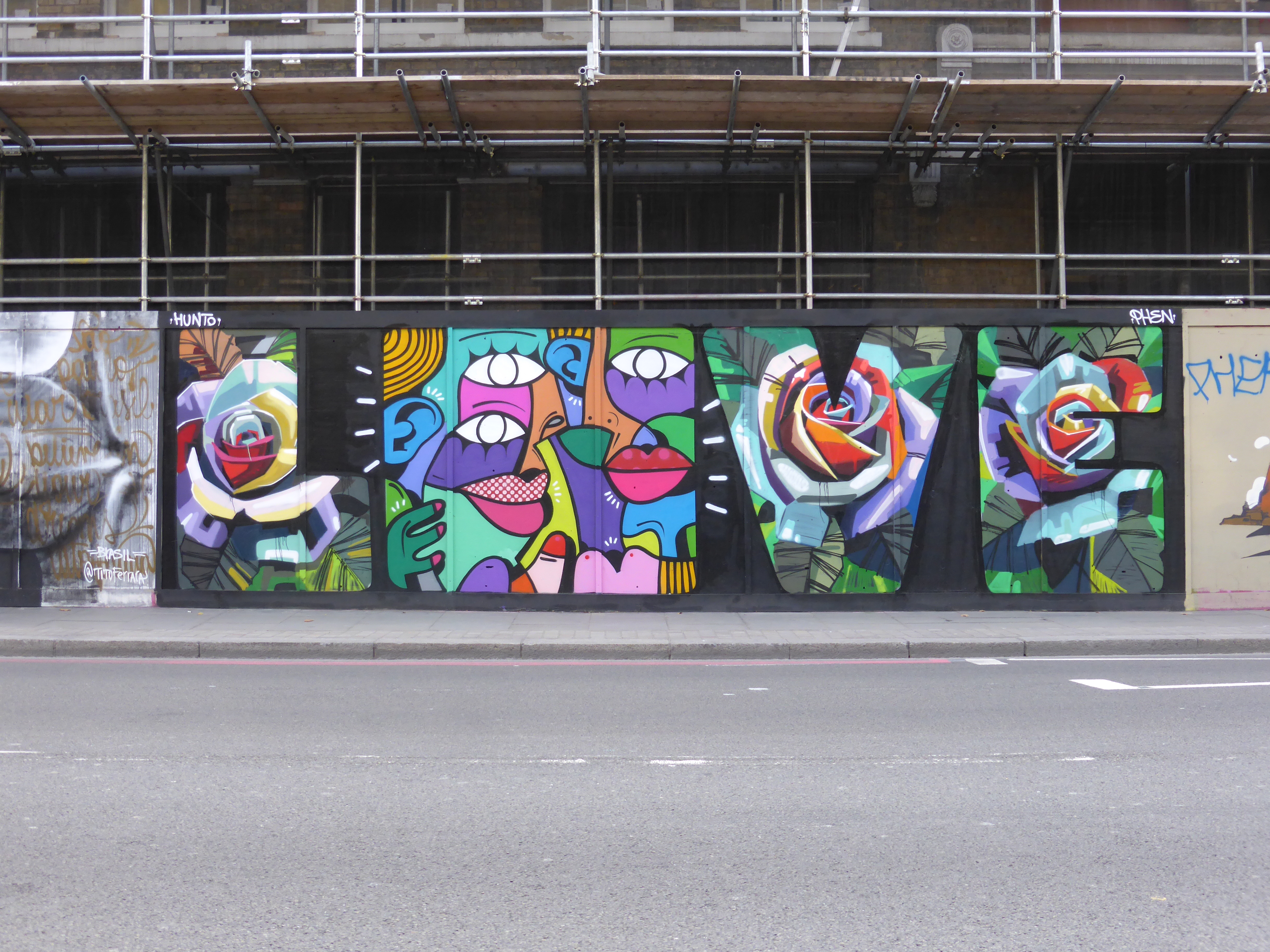 New Hunto & Stefano Phen Street Art Collaboration “Love” In